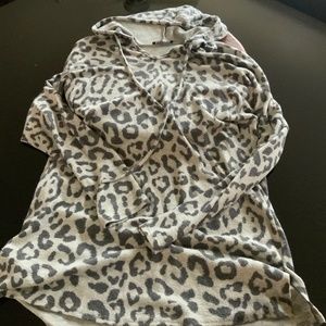 BomBom Long Hooded Shirt